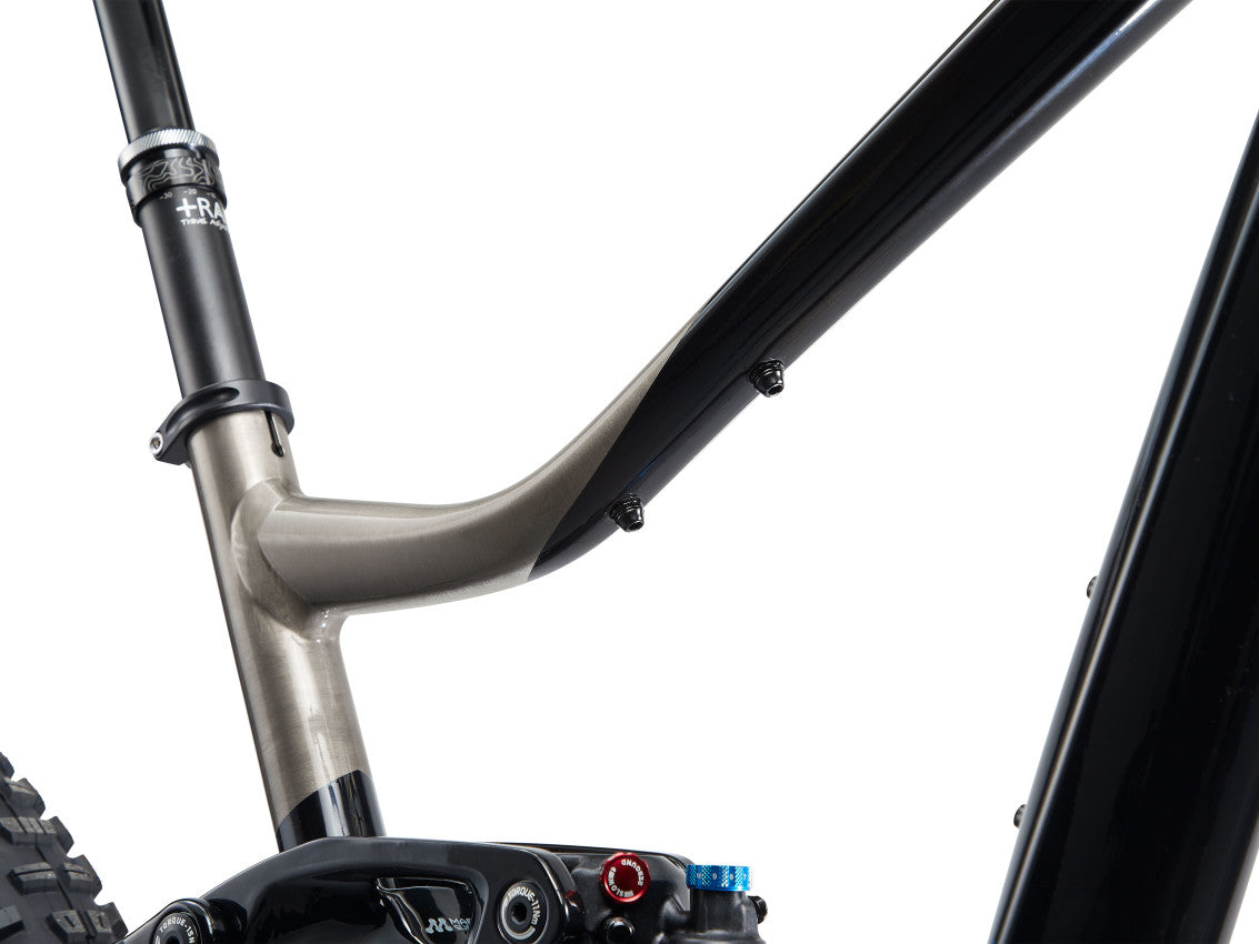 Image 9 of 9 - Black Detail 6