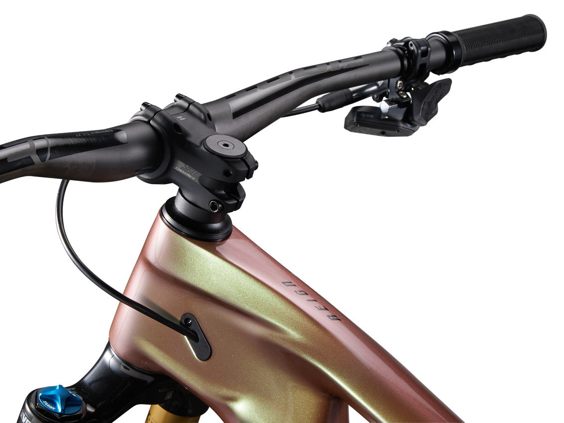 Image 4 of 17 - MY23 Reign Advanced Pro 0 Color A_Messier_Carbon_D_4