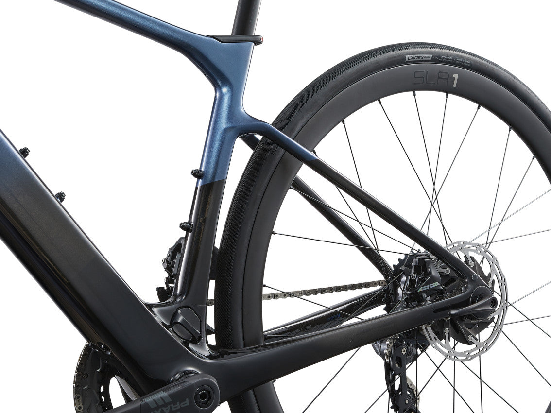 MY24 Avail Advanced E+ EL 1_Color A Ice Age-D7