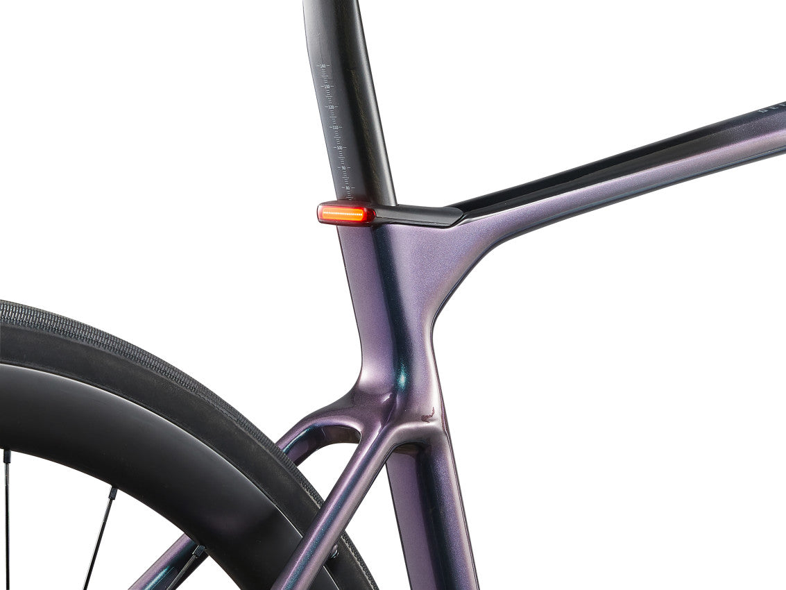 MY24 Defy Advanced E+ EL 0_Color A Blue Dragonfly-D9