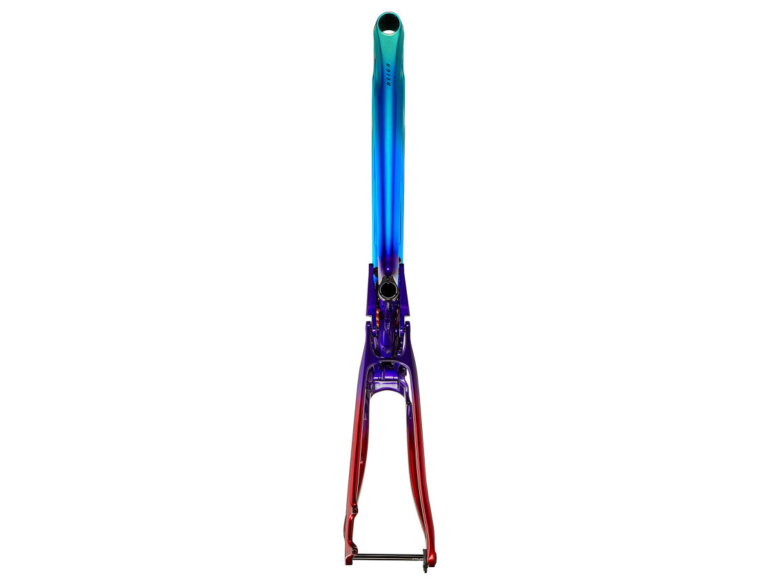 Image 5 of 6 - MY24 Reign Advanced-FR_Color A Rainbow Sprayed_D-3