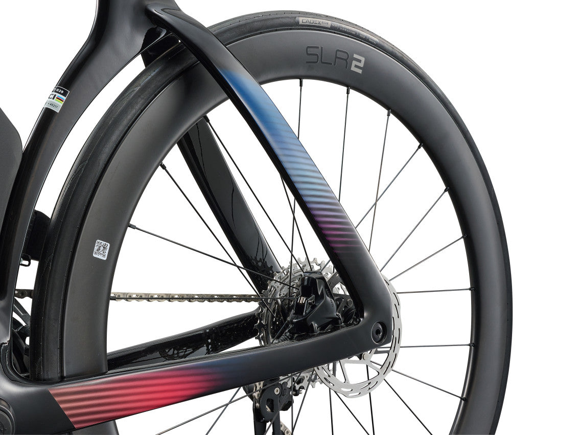 Image 4 of 13 - MY25AvowAdvancedSL_Carbon-D10