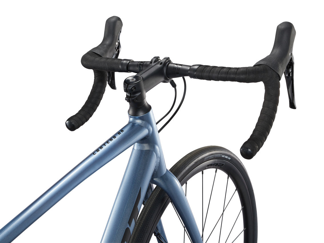 MY25 Contend AR 1_Color A Frost Silver-D2