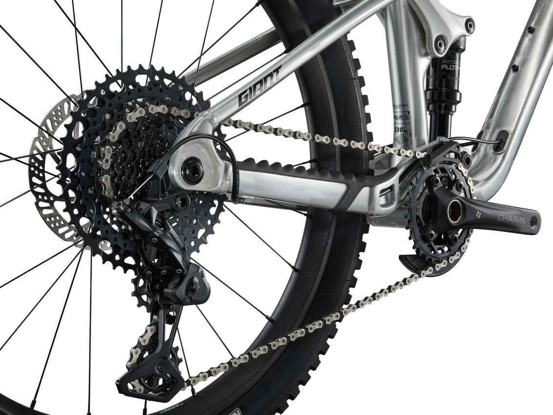 MY25 Faith 24-Giant_Color A Raw Aluminum-D1