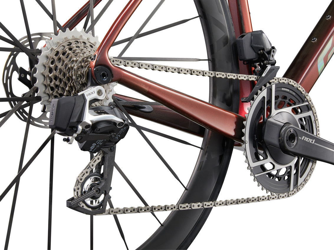 MY25 TCR Advanced SL 0-Red_Color A Black Lava-D3