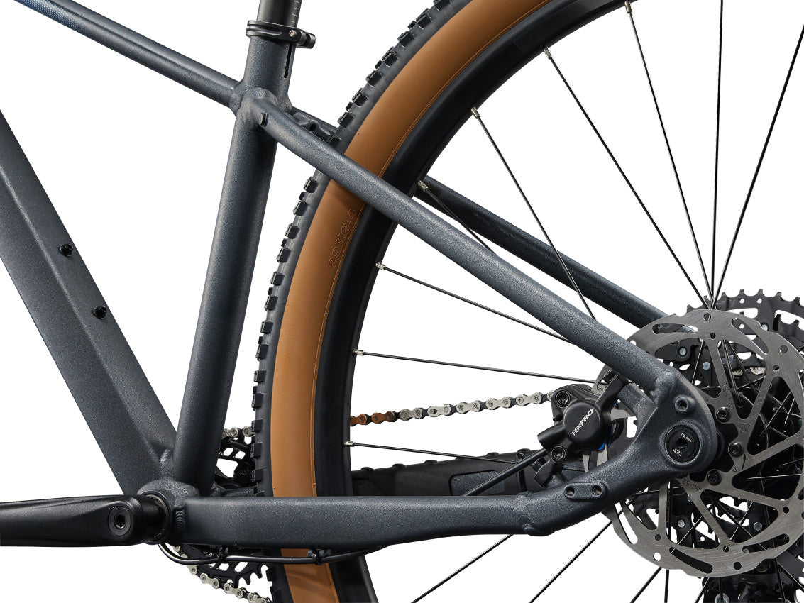 MY25 Tempt 29 1_Color A Black Diamond-D4