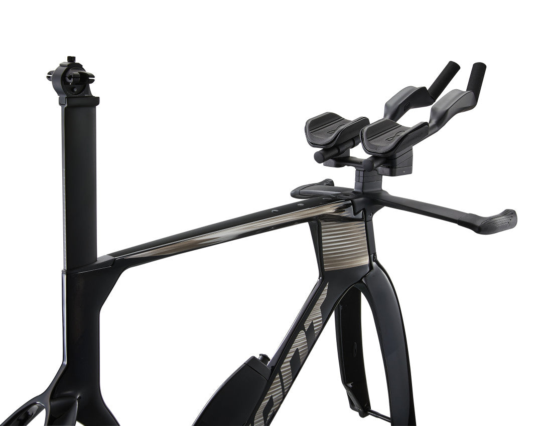 Image 4 of 9 - MY25 Trinity Advanced SL TT-FF_Color A Carbon_Chrome_D-1