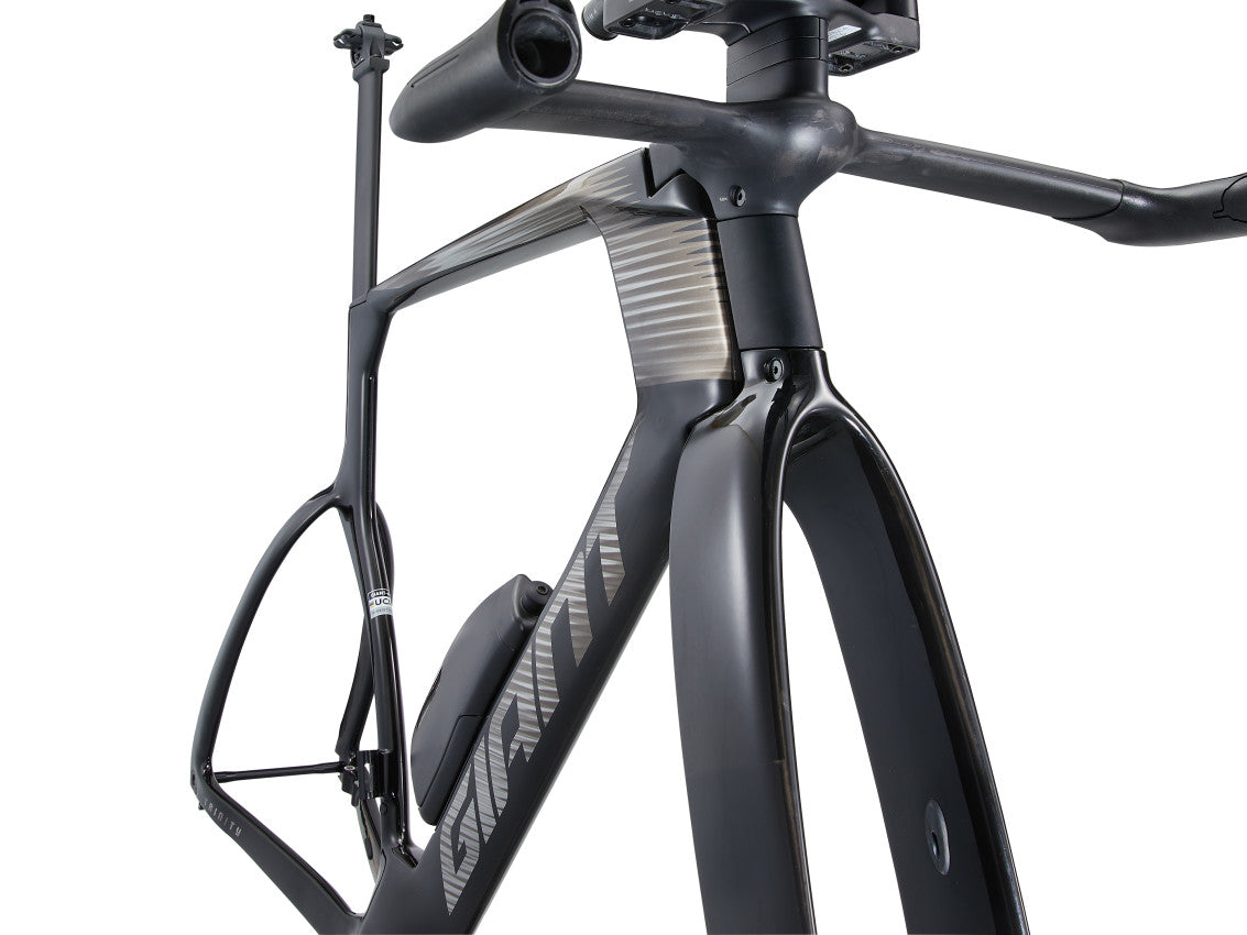 Image 8 of 9 - MY25 Trinity Advanced SL TT-FF_Color A Carbon_Chrome_D-5