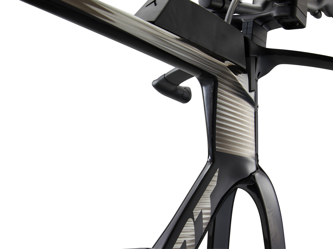 Image 6 of 9 - MY25 Trinity Advanced SL Tri-FF_Color A Carbon_Chrome-D-3