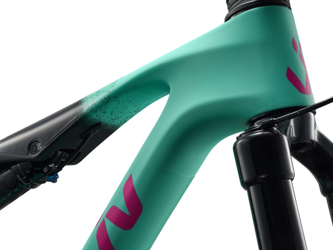 Image 7 of 8 - MY26PiqueAdvancedSL1_ColorA-D2