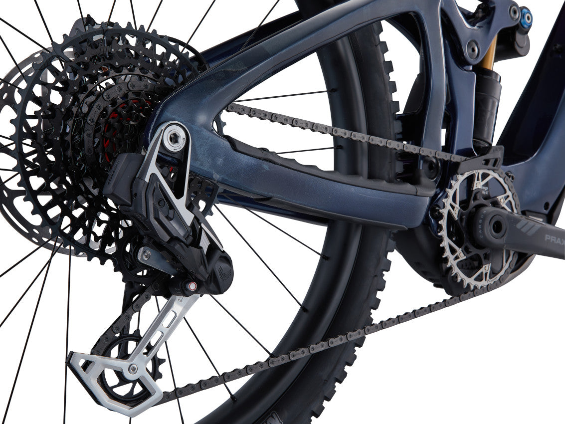 Image 7 of 12 - MY26ReignAdvancedE0_ColorA-D-11