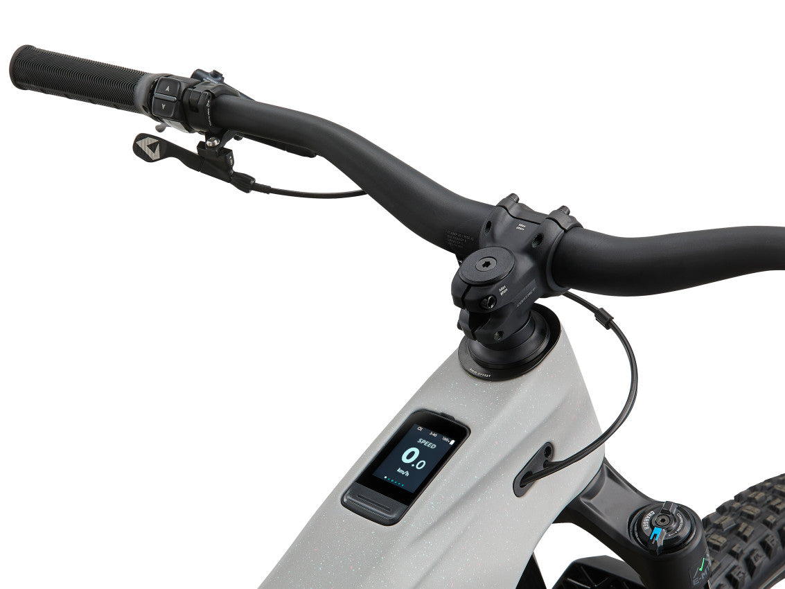 Image 9 of 10 - MY26ReignAdvancedE2_ColorAMoonDust-D-1