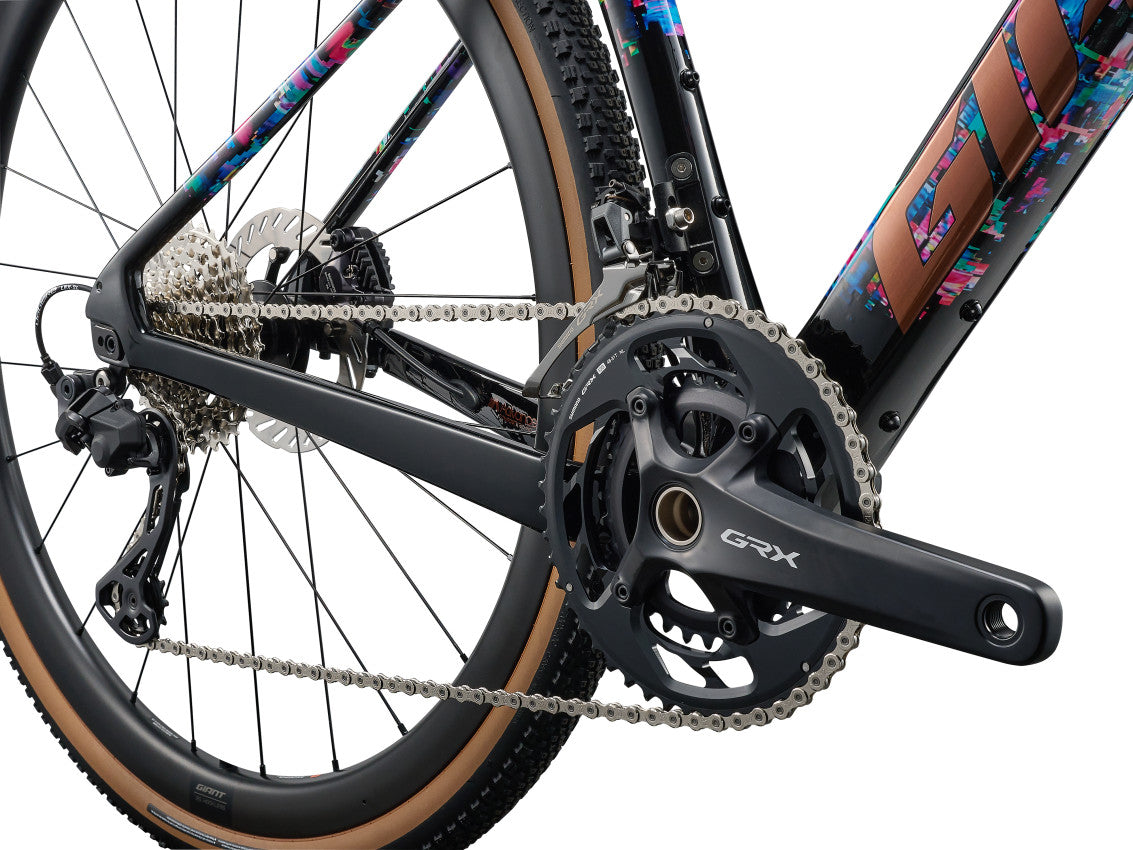 Image 4 of 13 - MY26RevoltAdvanced0-SE_ColorA-D3