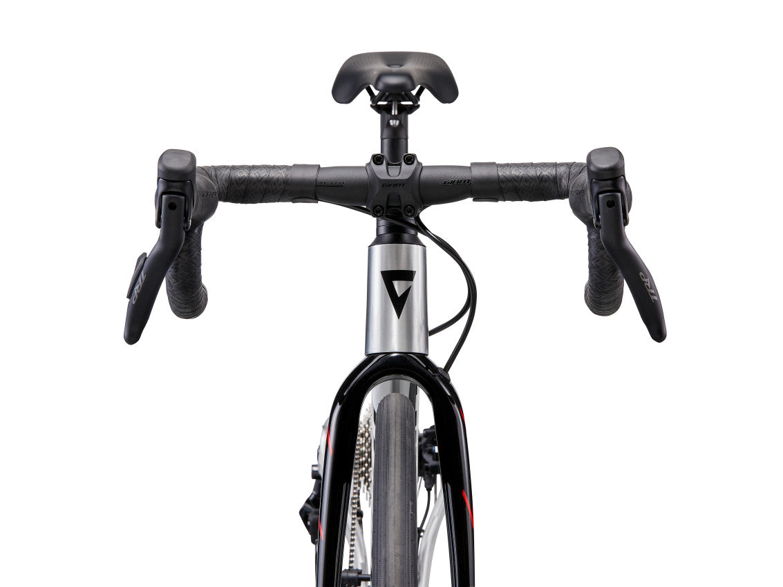 Image 11 of 25 - MY26Seek1-Giant_ColorA-D-5