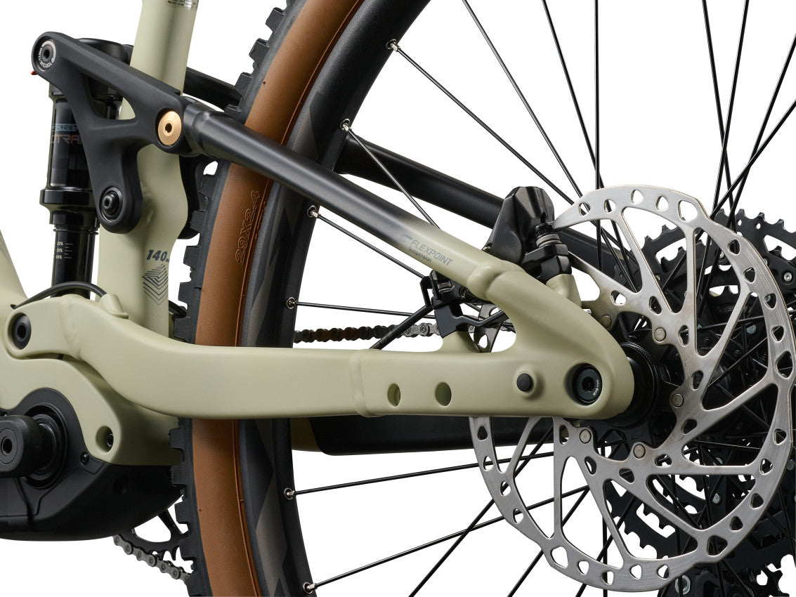 Image 4 of 9 - MY27EmboldenE1_ColorAPaleMoss_Black-D6