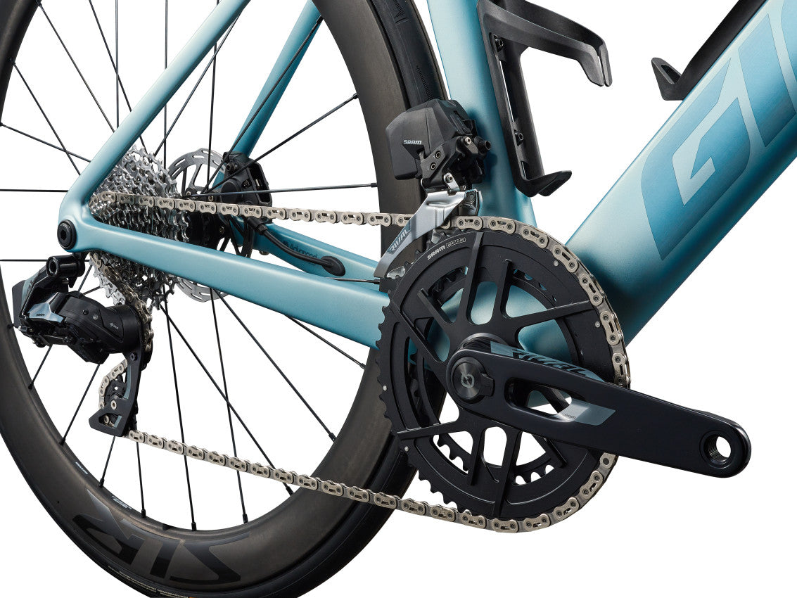 Image 3 of 6 - MY27PropelAdvancedPro1-AXS_ColorACryoSilver-D2