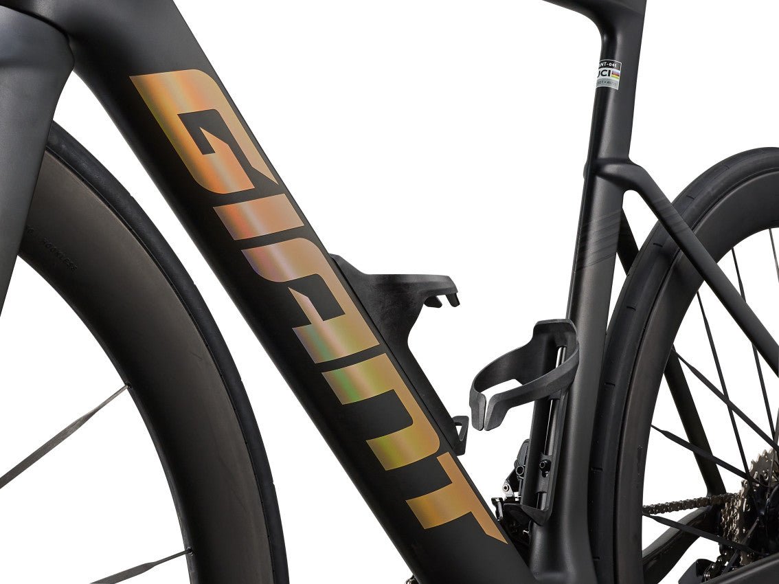 Image 5 of 9 - MY27PropelAdvancedSL1_ColorARawCarbon-D1