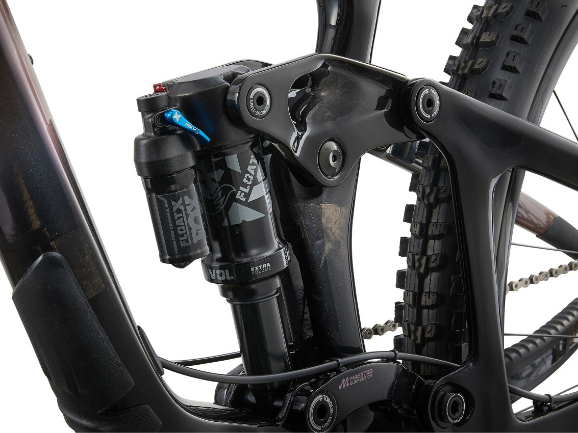 Image 5 of 10 - Intrigue Advanced Pro 29 2