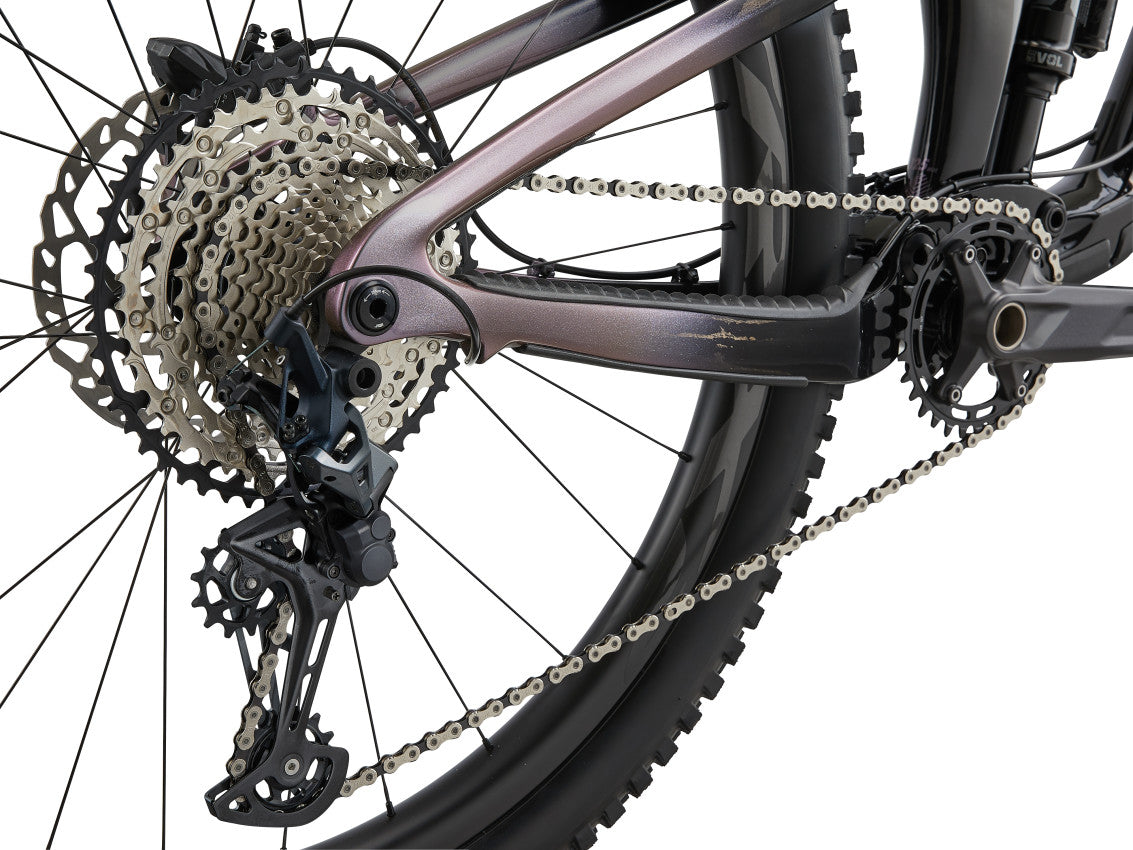 Image 8 of 10 - Intrigue Advanced Pro 29 2
