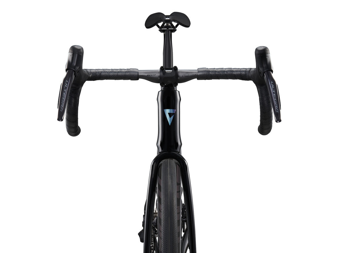  MY24 Defy Advanced Pro 0_Color A Carbon_BlueDragonfly-D4