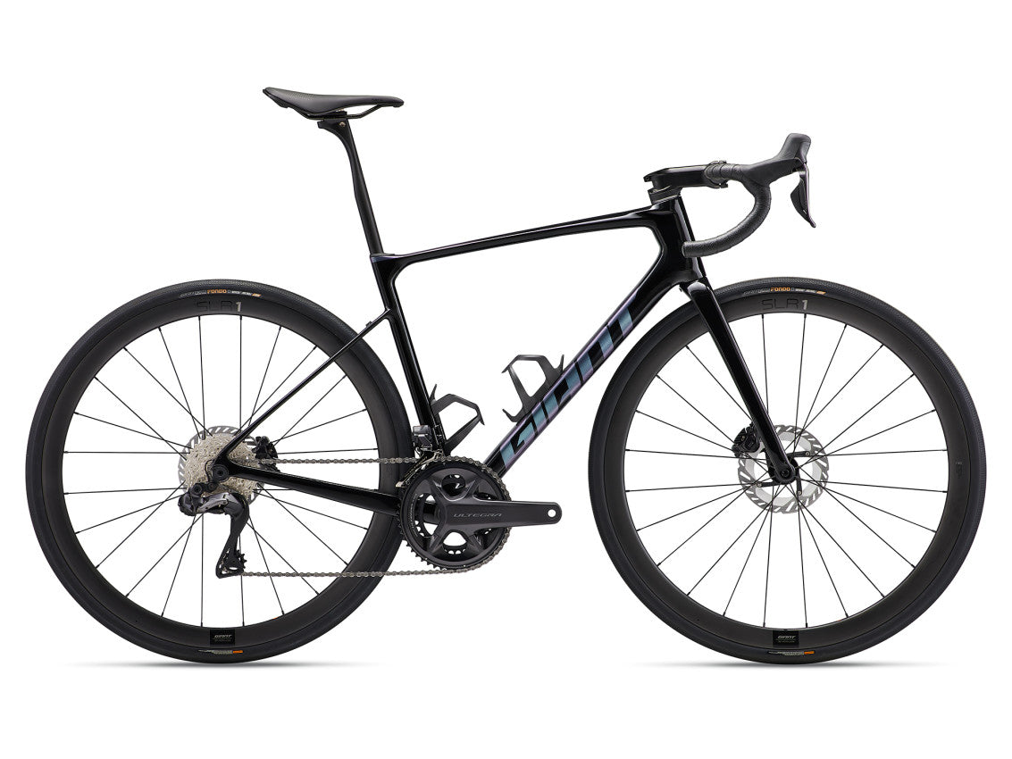 MY24 Defy Advanced Pro 0_Color A Carbon_BlueDragonfly 1