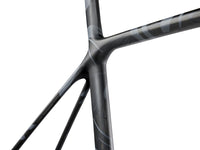 Image 11 of 12 - MY24 TCR Advanced SL Disc-FF B_Color B Incised Black-D2