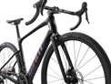 MY25 Revolt Advanced 2_Color A Carbon Smoke-D4