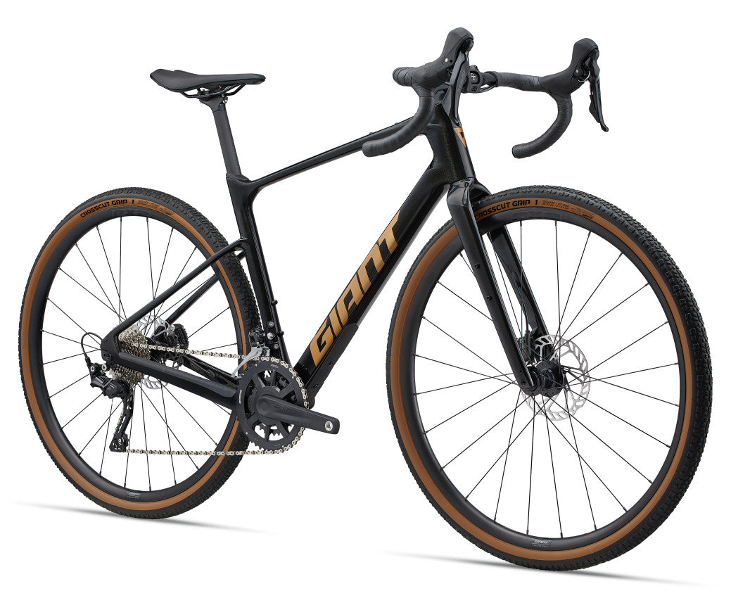  MY25 Revolt Advanced 3_Color A Panther-Front 1