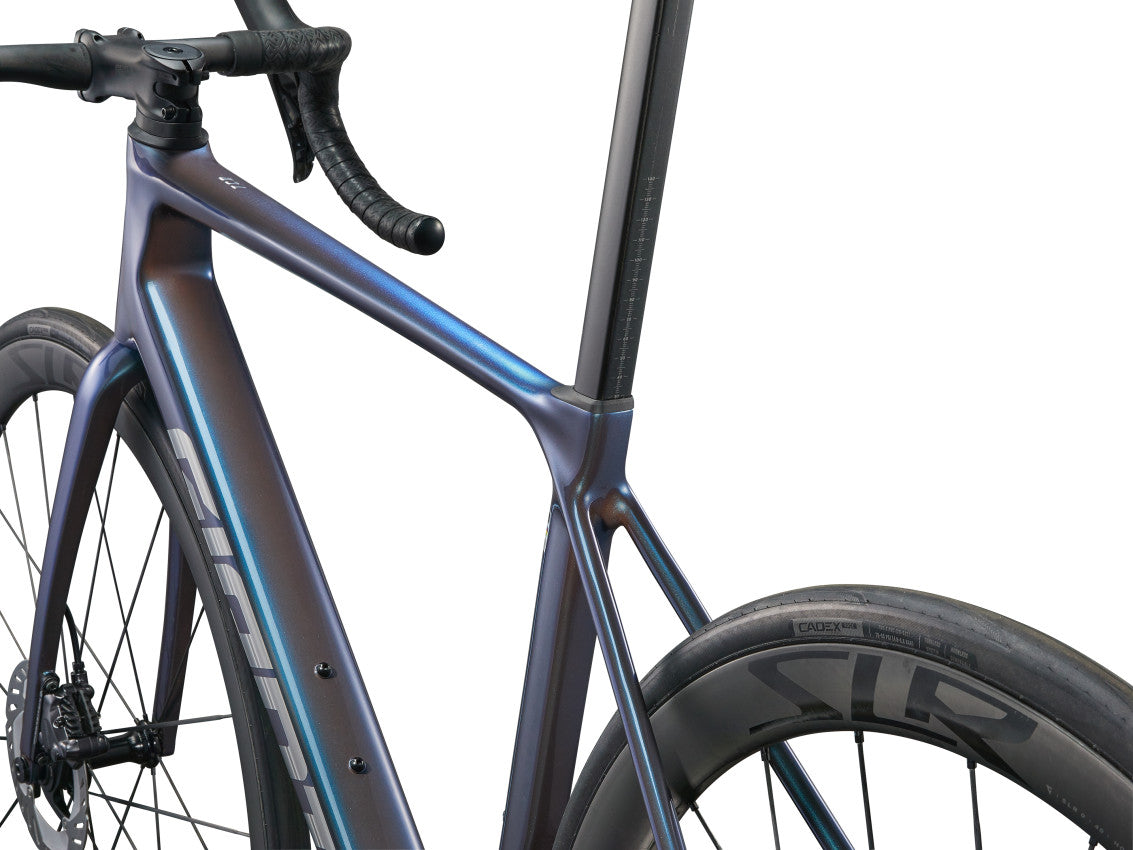  MY25 TCR Advanced Pro 0-Di2_Color A Ocean Twilight_Glare Chrome-D8