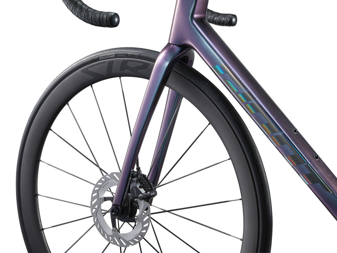  MY25 TCR Advanced SL 1_Color A Blue Dragonfly_Iris-D2