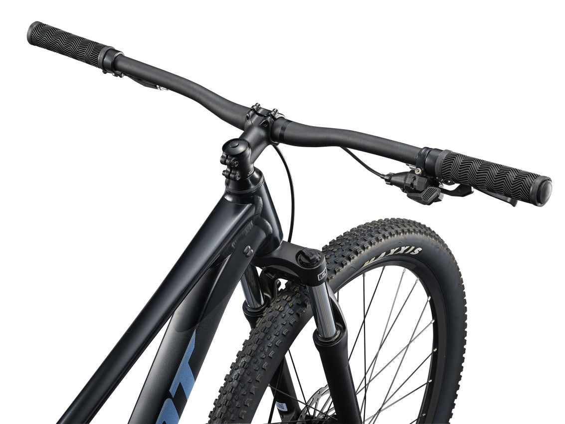  MY25 Talon 29 4_Color A Black-D1