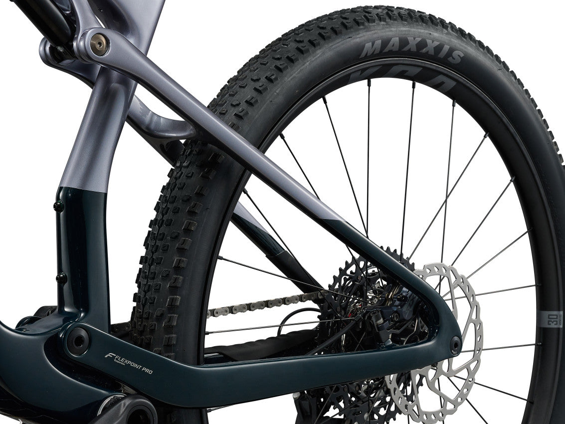 Image 3 of 8 - MY26AnthemXAdvancedSL2_ColorADarkJungle-D5