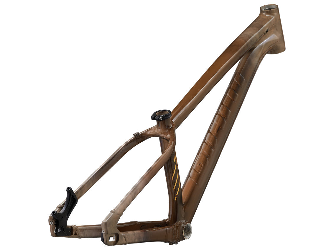 Image 3 of 3 - MY26STP26-GiantFR_ColorA-Rear