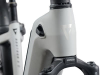 Image 8 of 10 - MY27AnyTourXE3_ColorAGoodGray-D5