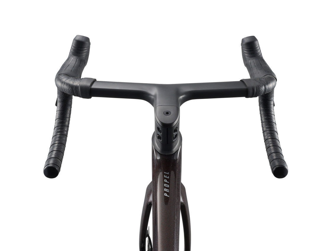 Image 9 of 9 - MY27PropelAdvancedPro0-AXS_ColorAObsidianPulse-D7