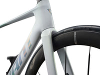 Image 9 of 12 - MY27PropelAdvancedSL0-DA_ColorAPrismPearl-D-2