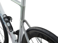 Image 8 of 12 - MY27PropelAdvancedSL0-DA_ColorAPrismPearl-D-3