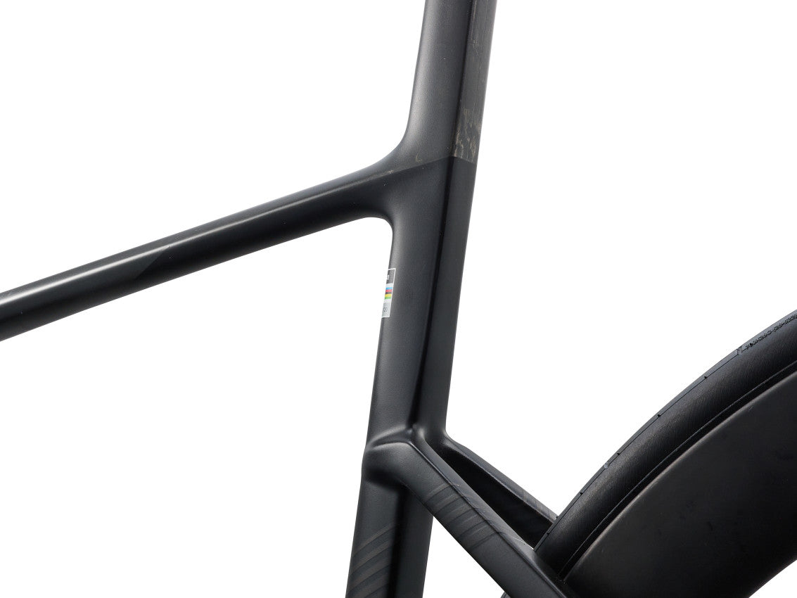 Image 4 of 9 - MY27PropelAdvancedSL1_ColorARawCarbon-D3