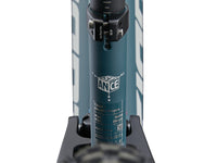 Image 5 of 12 - MY27StanceE0_ColorADeepLake_Black-D-8